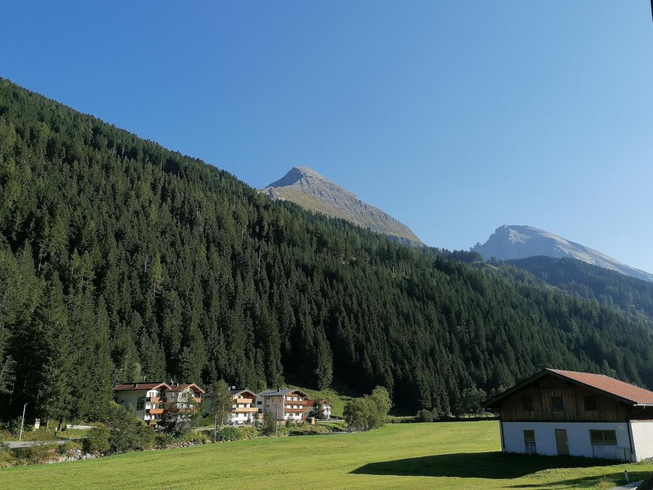 Ferienwohnung Alps Tux Exterior foto