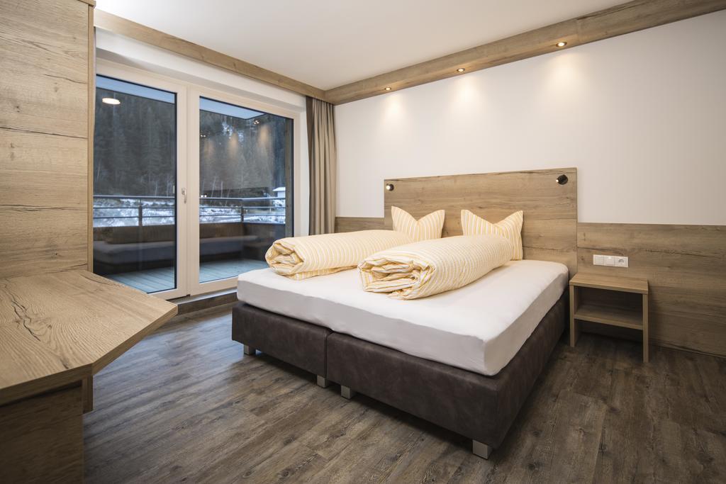 Ferienwohnung Alps Tux Exterior foto
